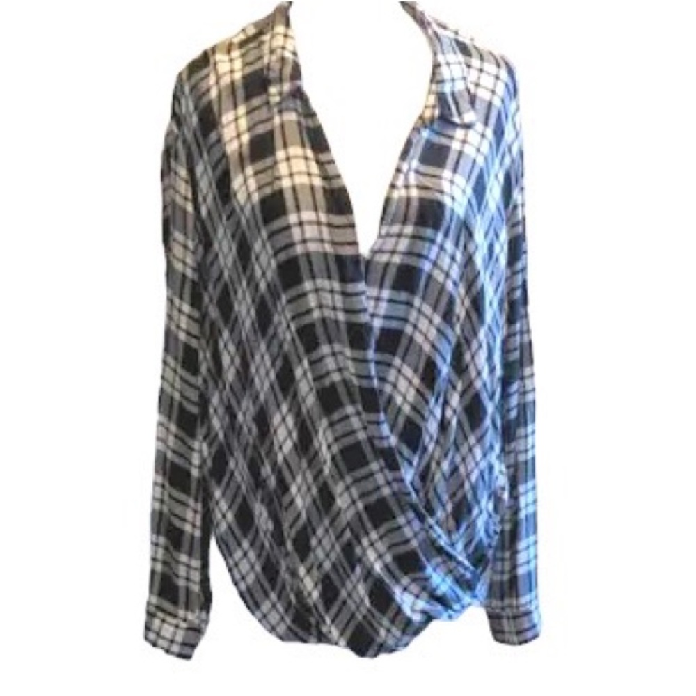 Gap plaid wrap top